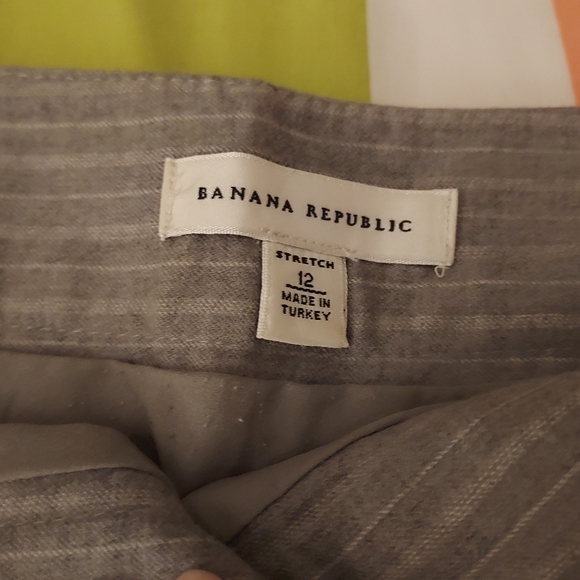 Banana Republic  Pinstripe Skirt - Picture 2 of 6